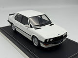 BMW M5 E28 1986 White 1/18 AB